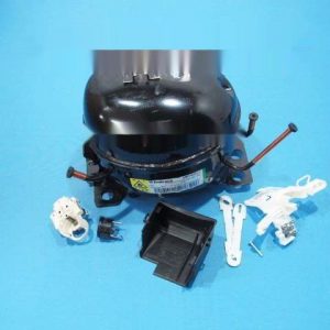 2425507312 КОМПРЕССОР EMBRACO EMY40CLC R600a зам. 514007725